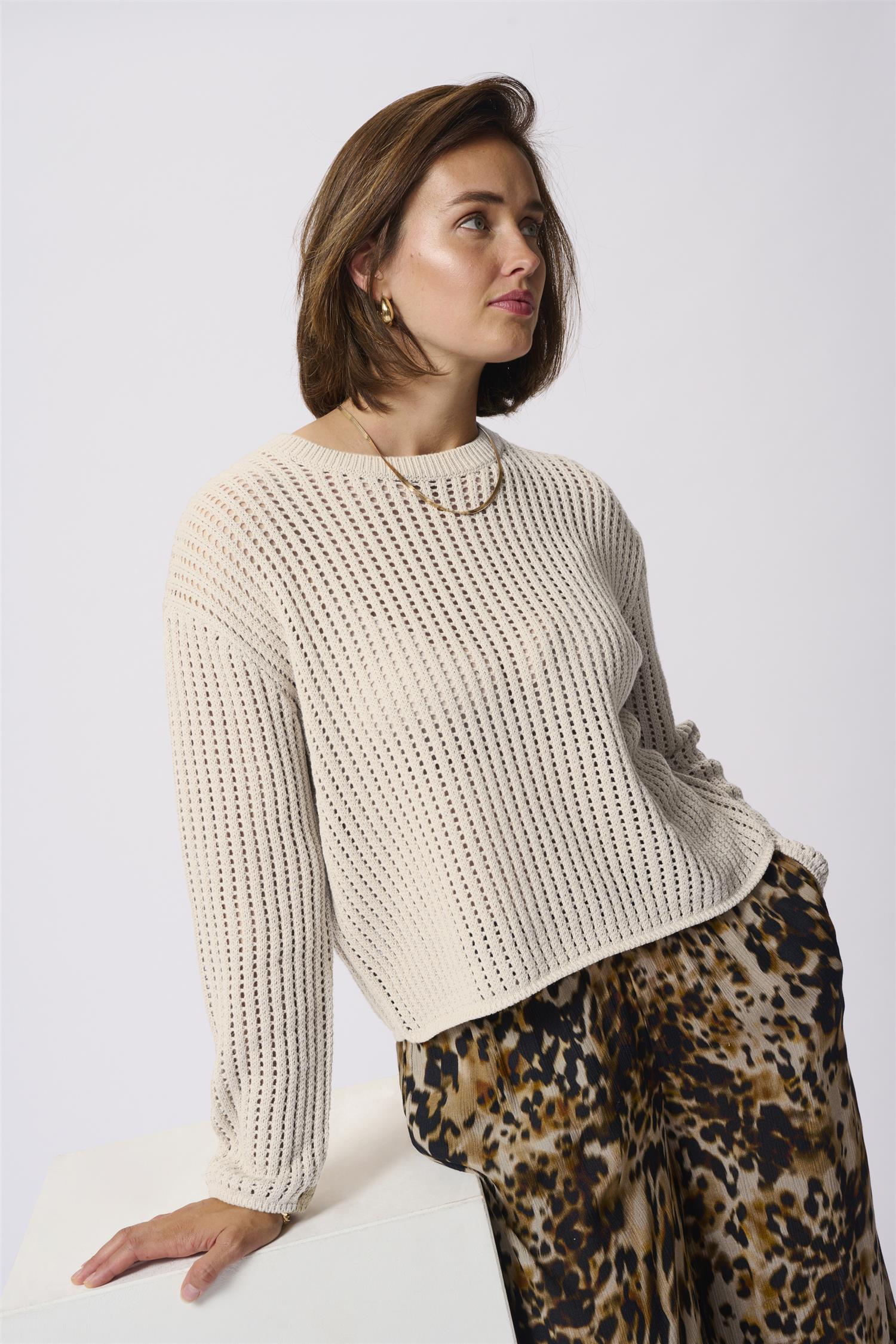 Solar pullover