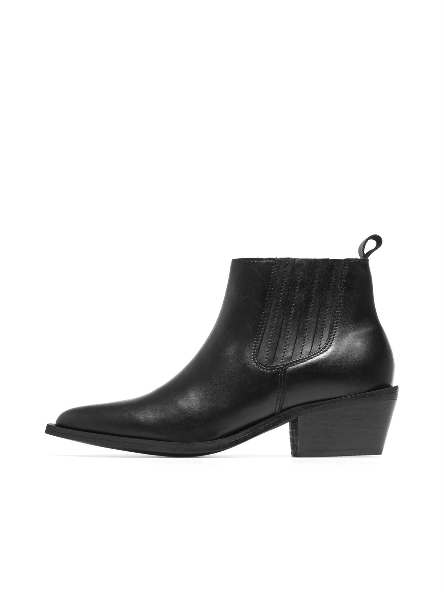Mona western boot low Crust