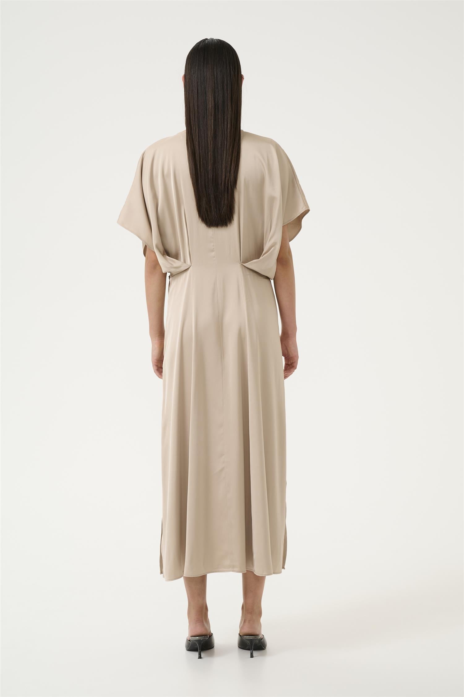 Thorun Oline dress