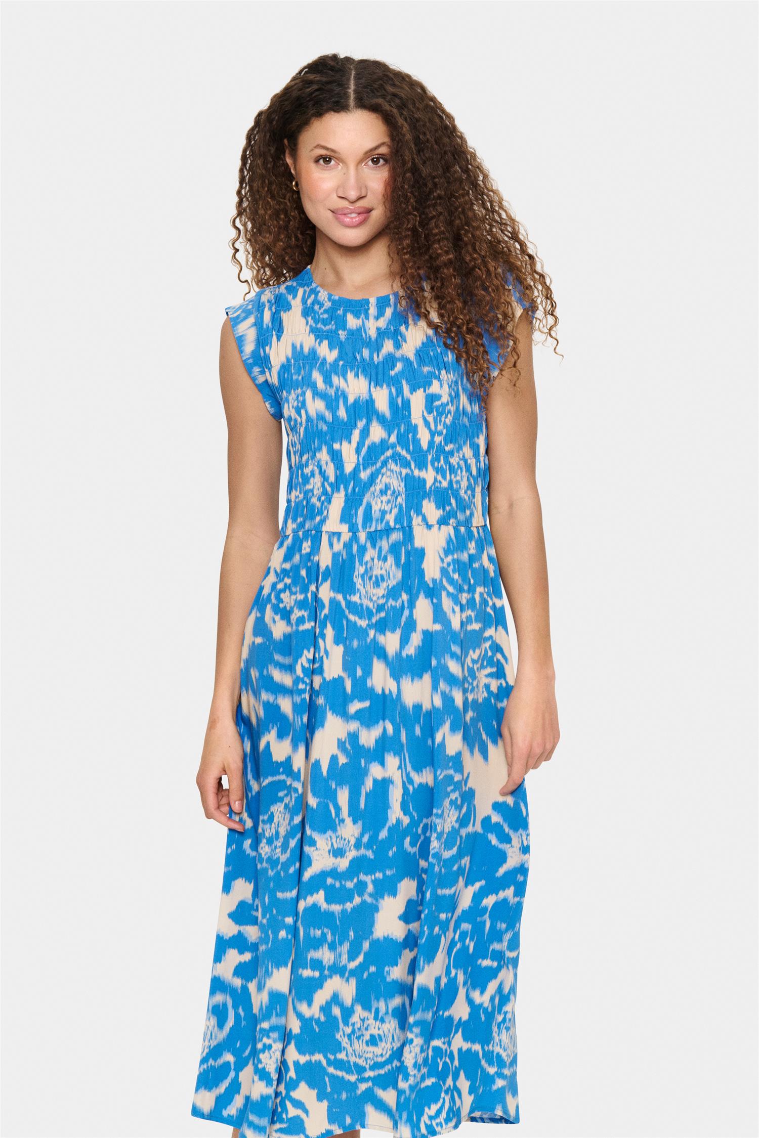 Gisla Maxi dress