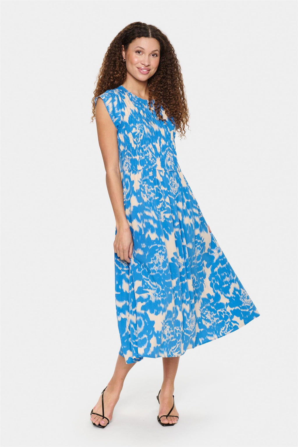 Gisla Maxi dress