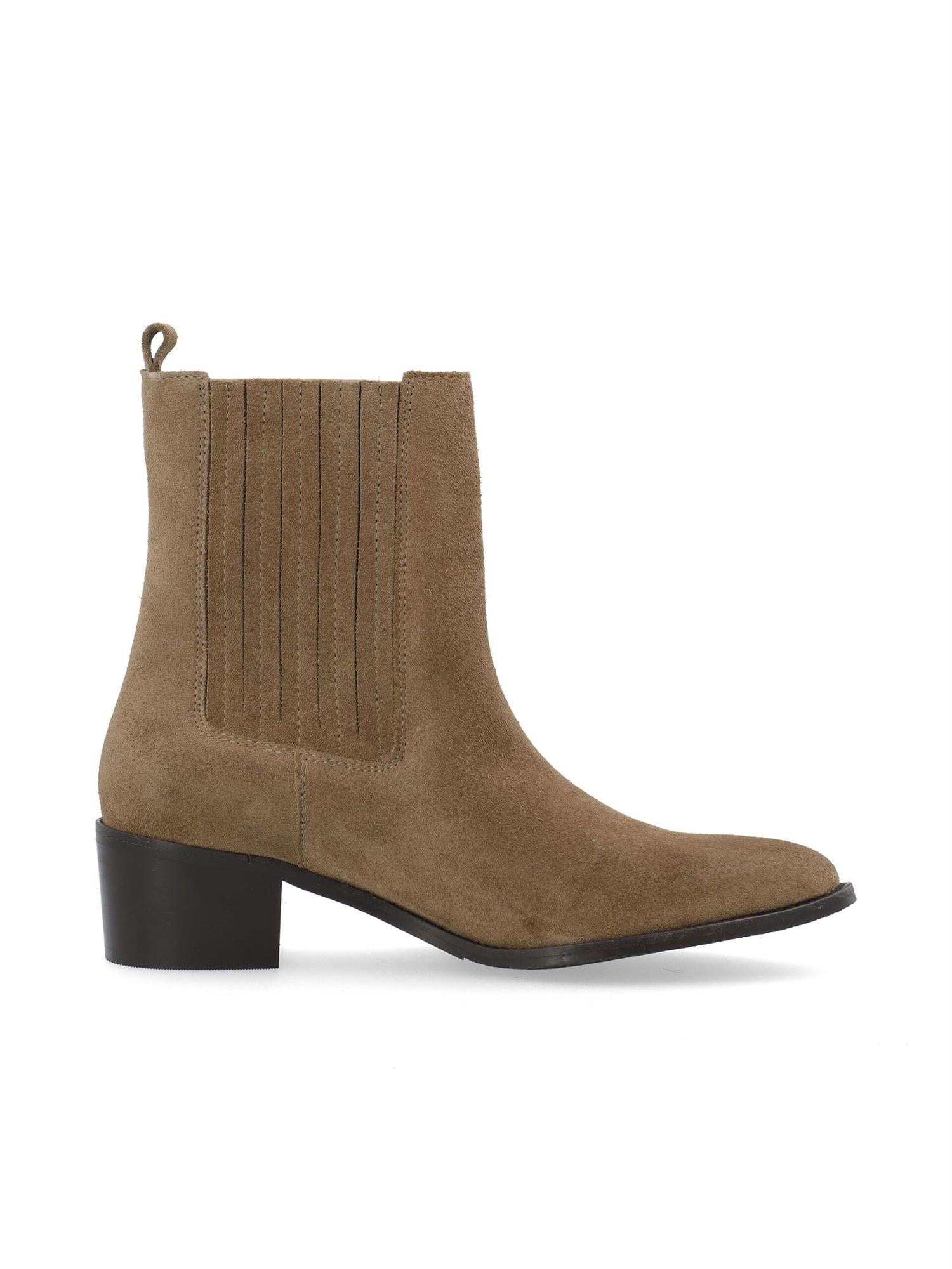 Carol Chelsea boot