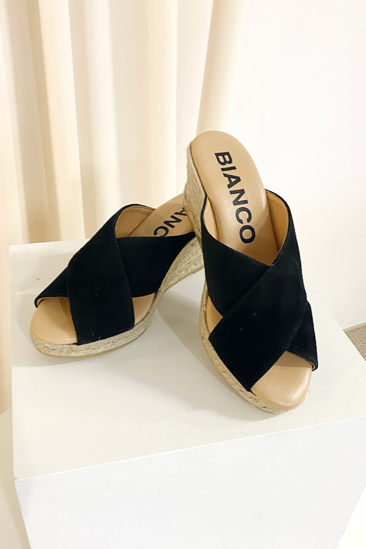 Ibiza wedge cross mule suede