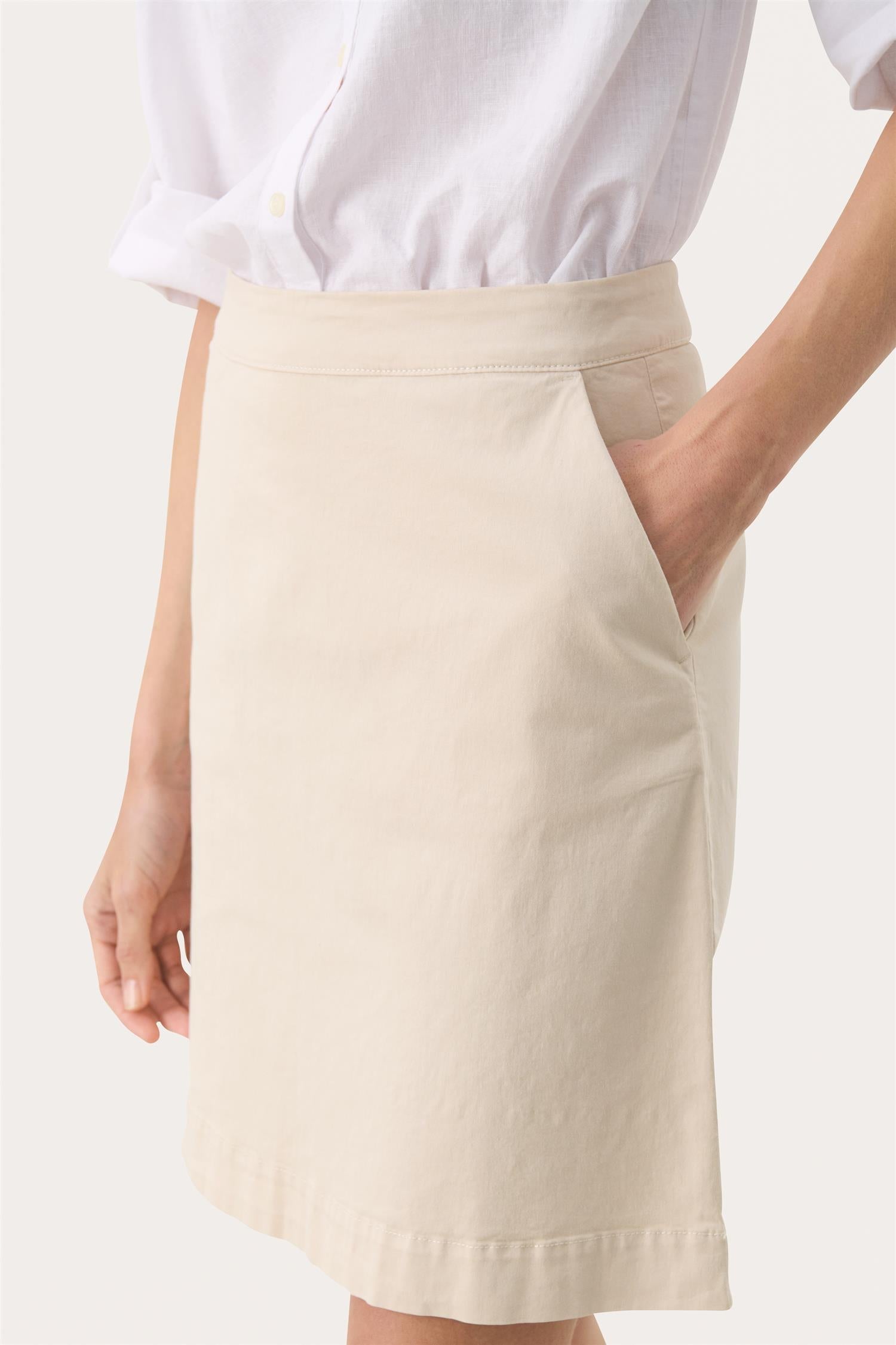 Evensas skirt