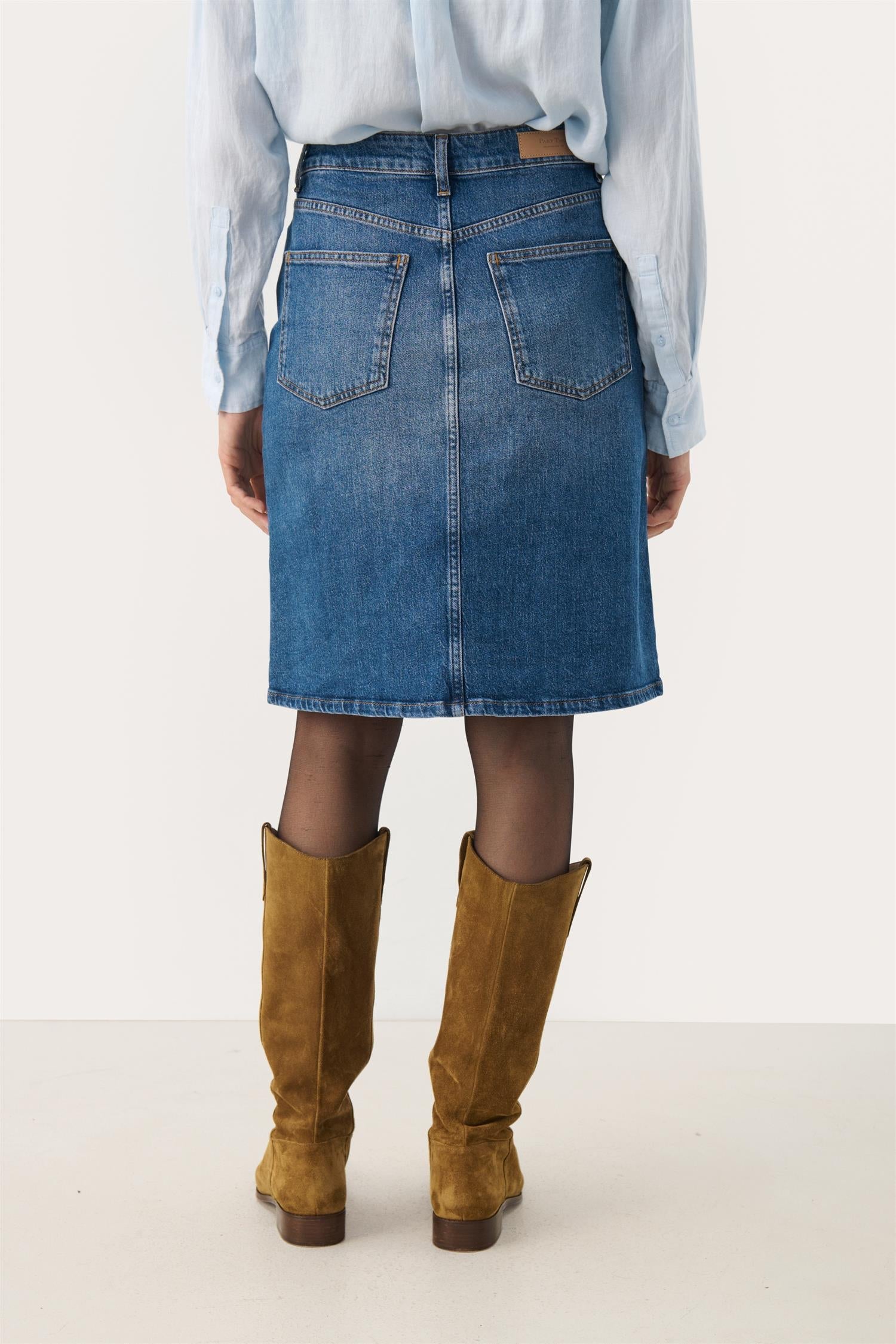 Leja skirt