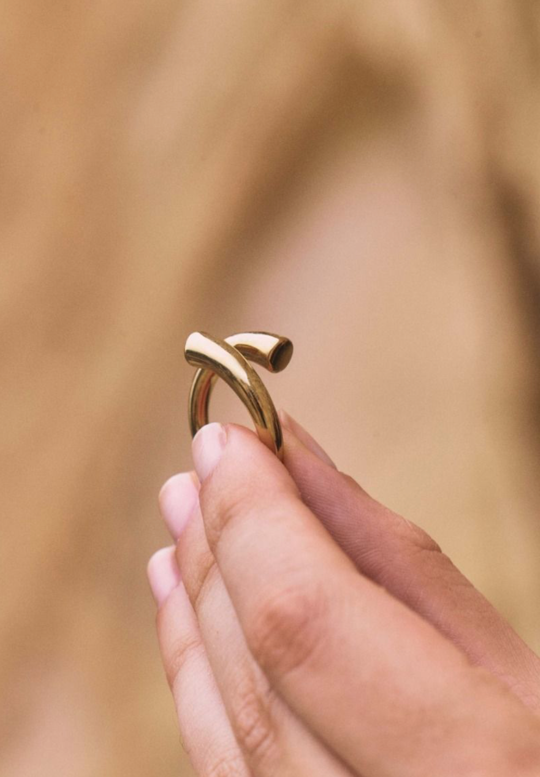 Sweep ring gold