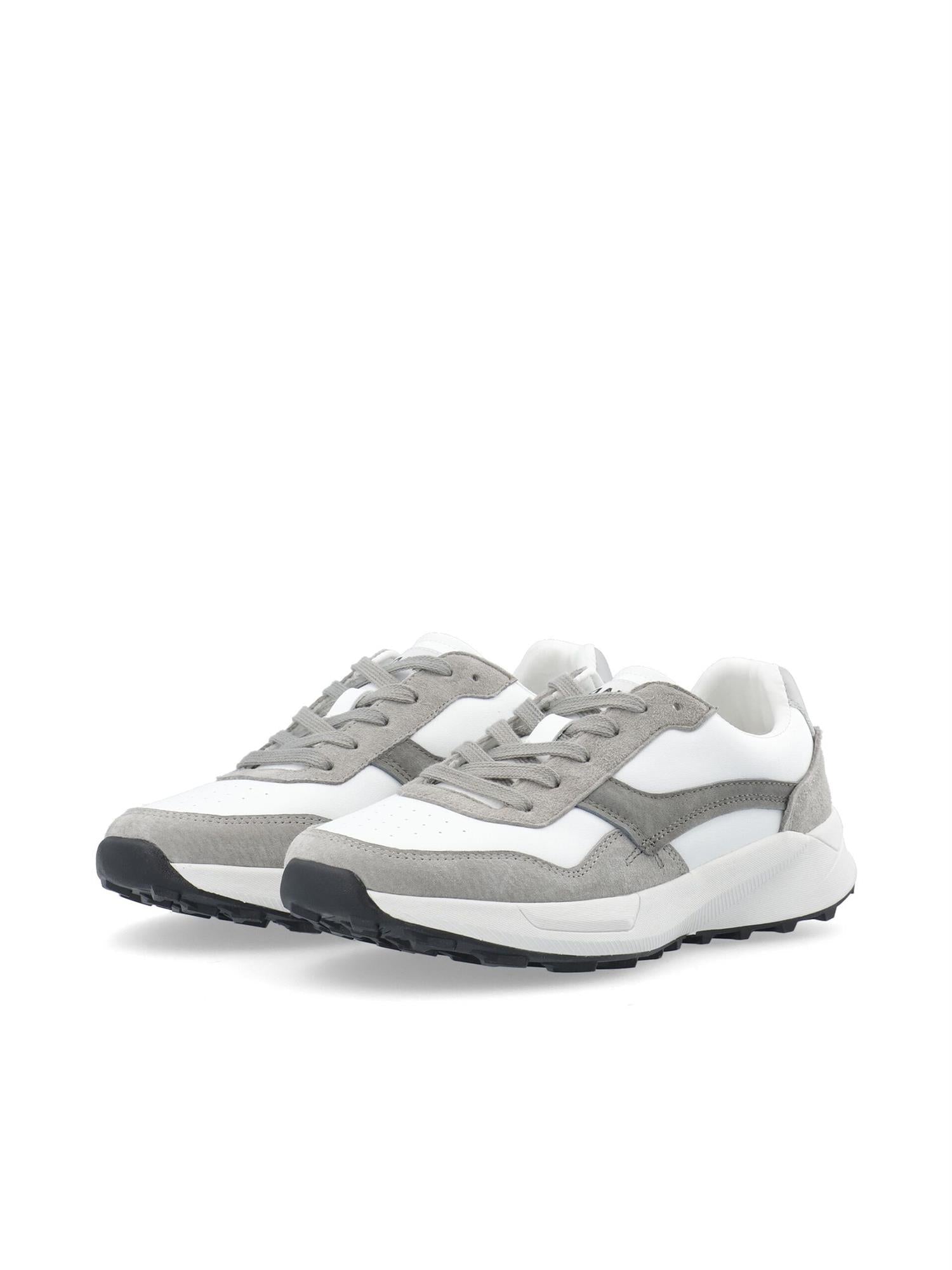 Lucy sneaker