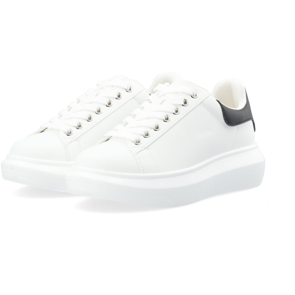 Dublin sneaker